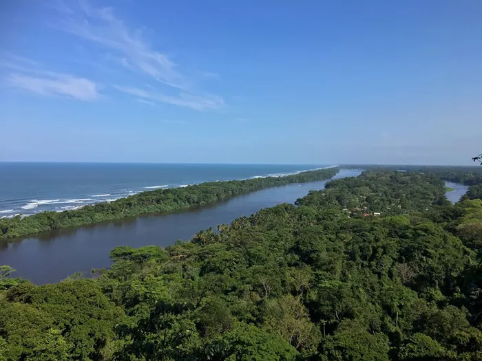 San José to Tortuguero